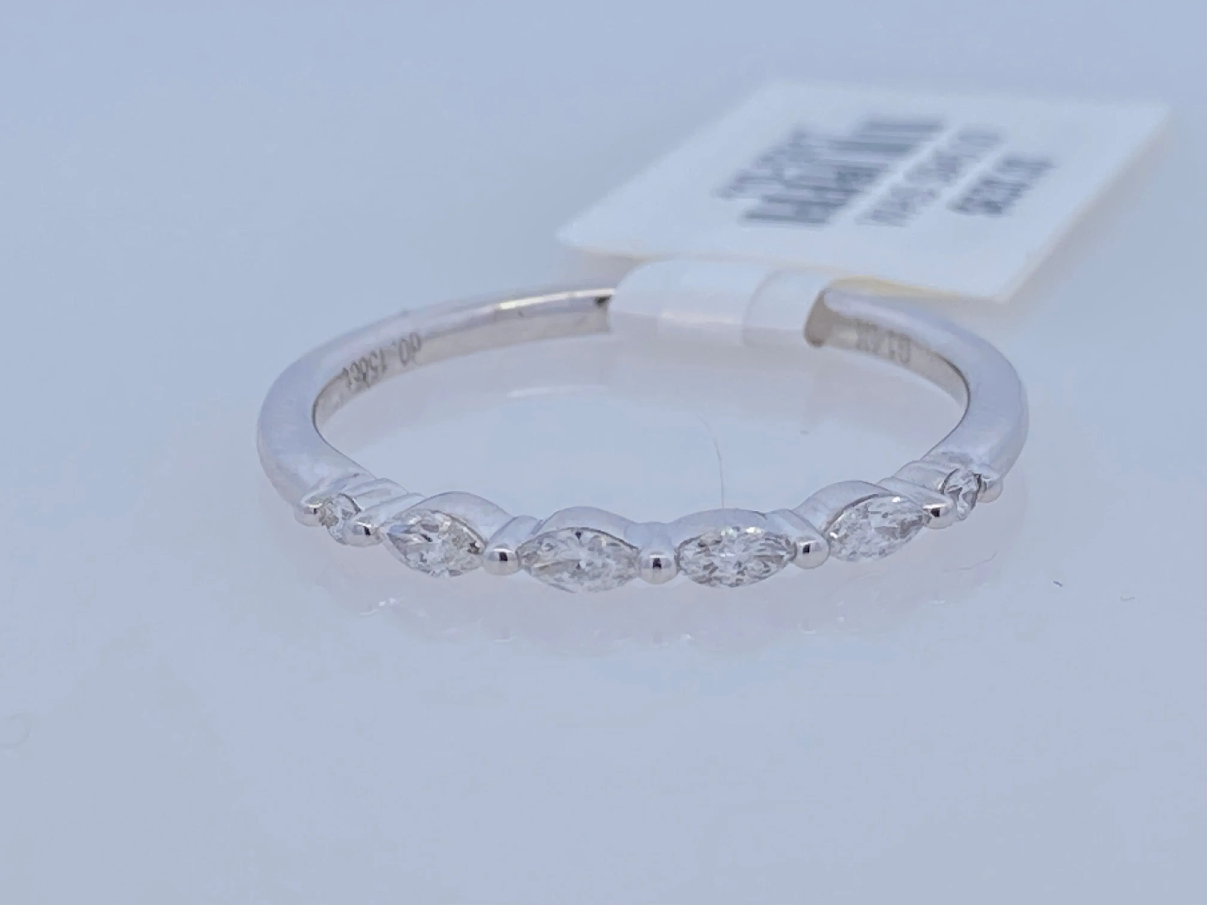 14K White Gold 0.16ct Diamond Bubble Set Women's Wedding Band