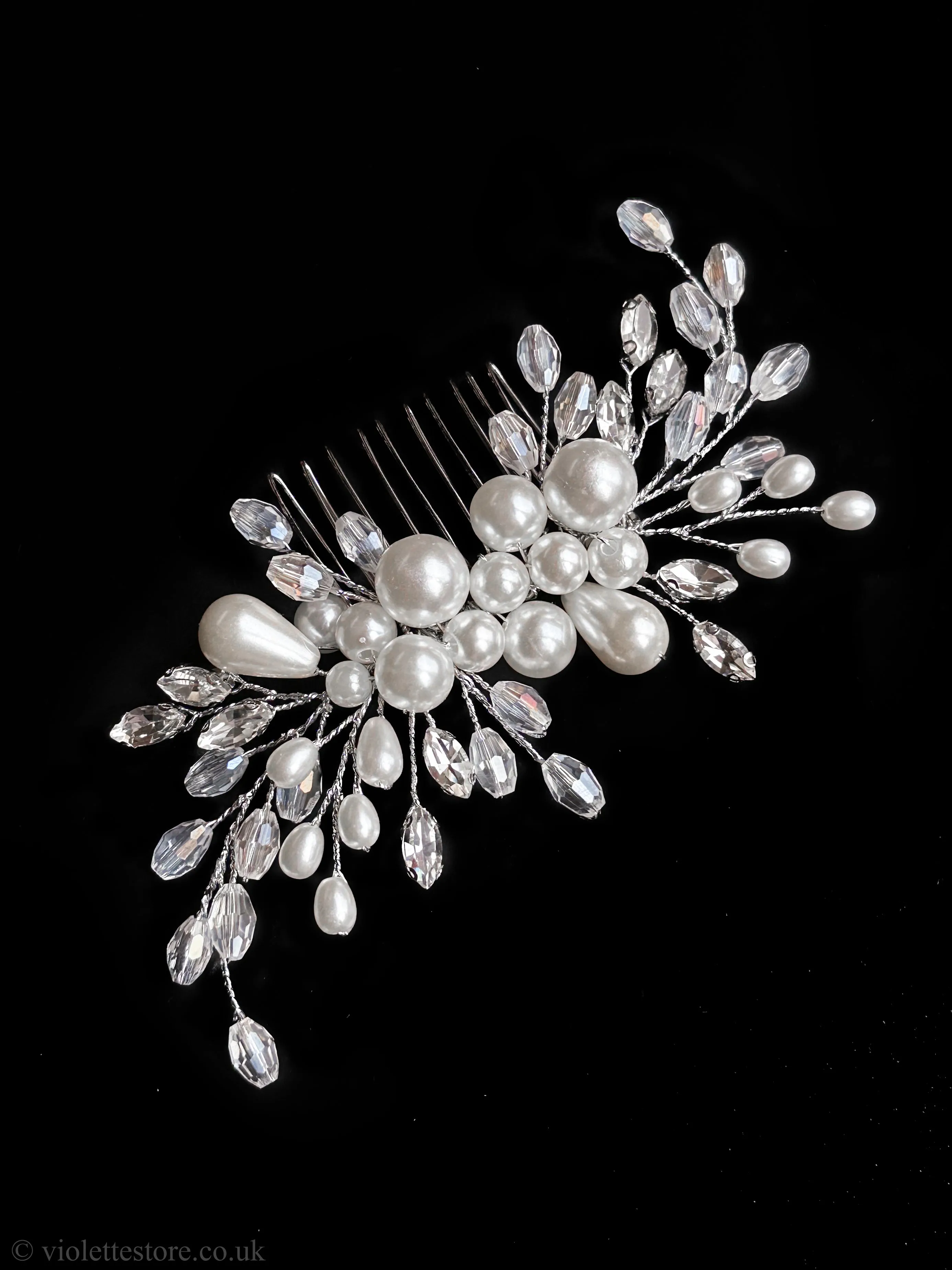 Bride's Pearl Hair Accessory