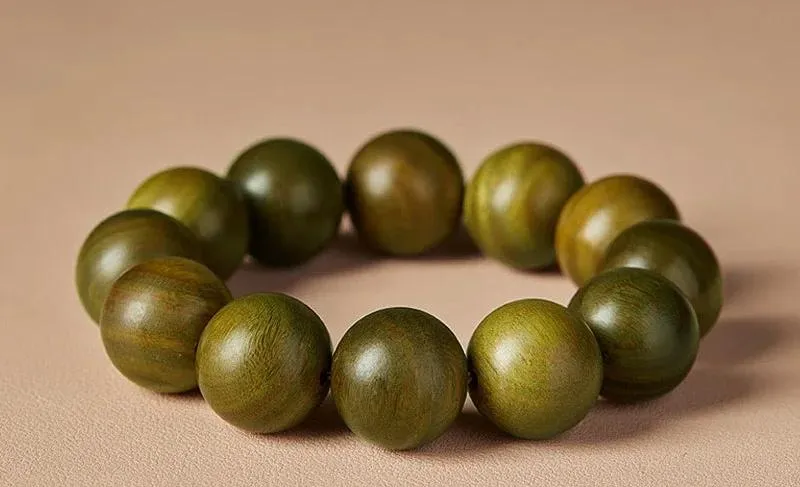 Green Sandalwood Bracelet – Natural Wood Beads for Couples