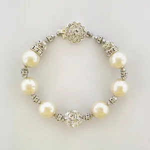 Pearl Bracelet with Crystal Embellishments