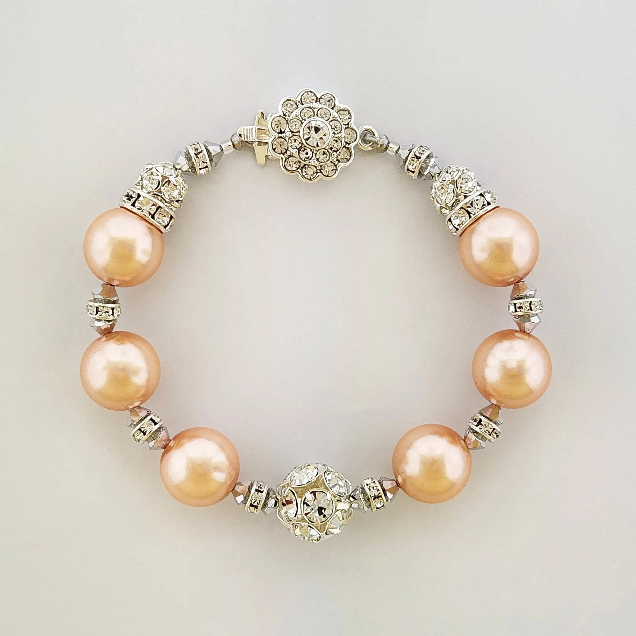 Pearl Bracelet with Crystal Embellishments