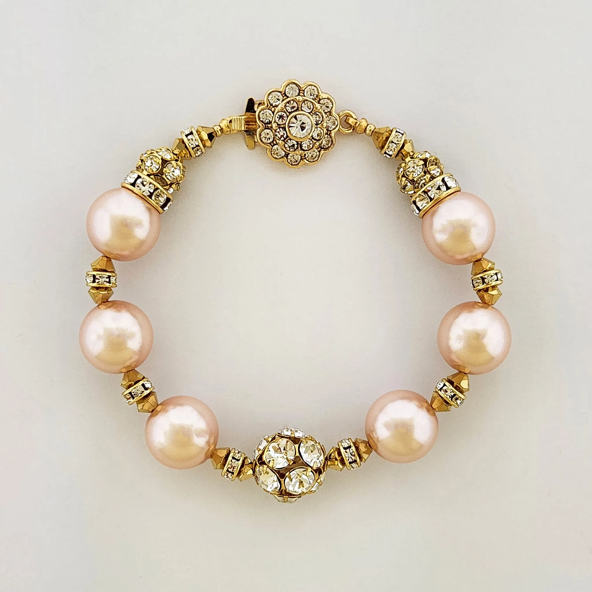 Pearl Bracelet with Crystal Embellishments