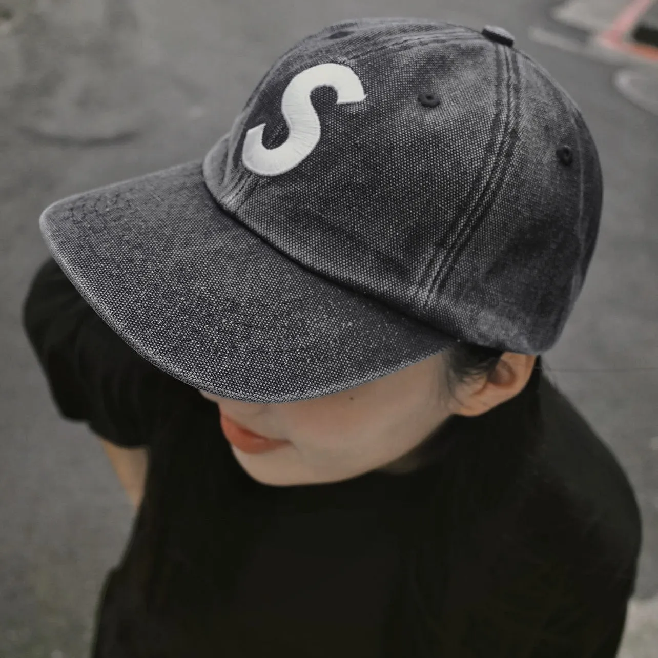 Supreme Pigment S Logo 6-Panel Cap Black